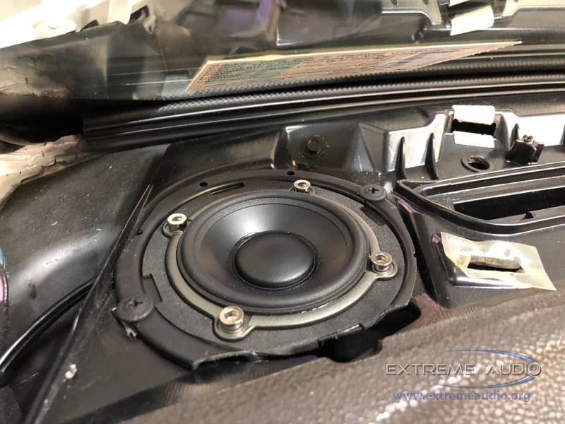 Colonial Heights Client Upgrades Chrysler 300 Audio System