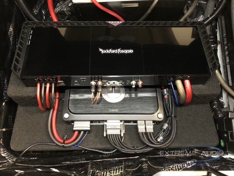 Colonial Heights Client Upgrades Chrysler 300 Audio System